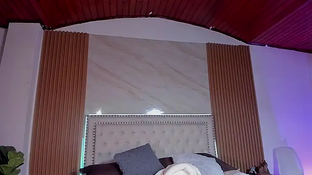 Megan_wolfe live