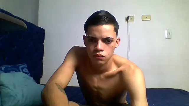 Latinos_2001 live
