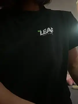 Leoglas live