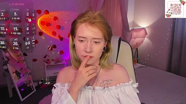 Elira_Vane live