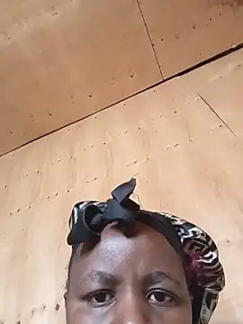 Cherry_Allure live