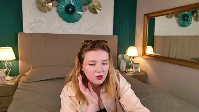 Laura_Stellar live