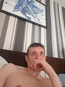 BigDmasked live