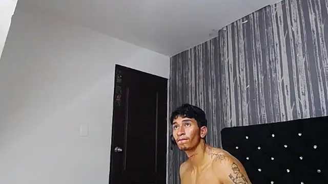Zayn_Moretti live