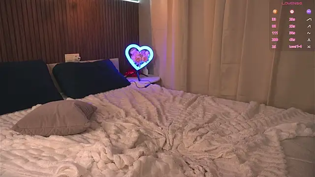emmysmall live