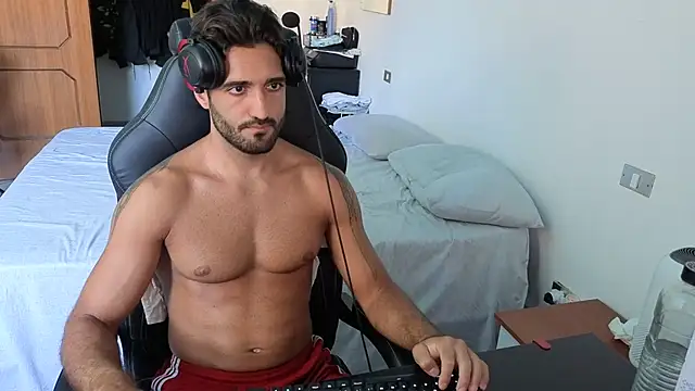 Al3xox02 live