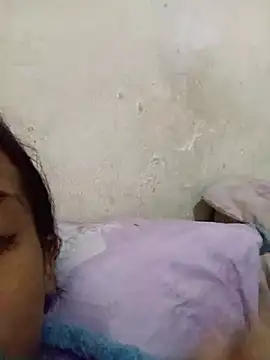 loveofpetitegirls34 live