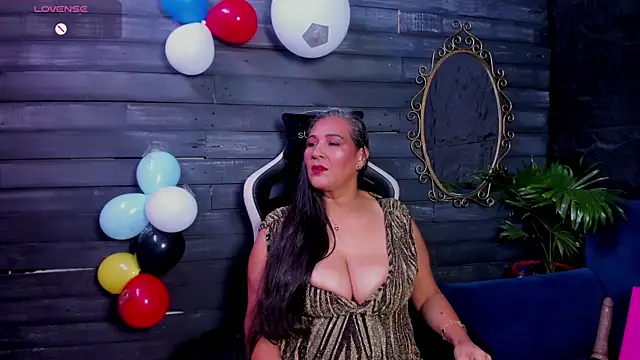 Victoria_kyler live