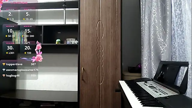 RebelDesiree live