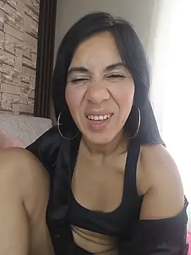 Camillemonroe_ live