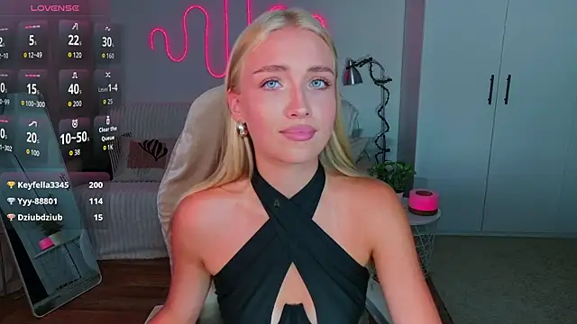 TessaGrays live
