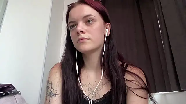 AudriaCriner live