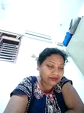 Cute-Janvi20 live