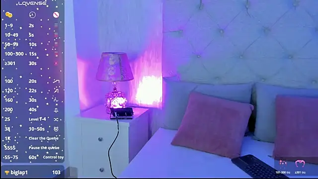 goth_tasha live