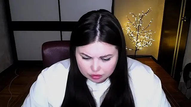 Emily_Mo live