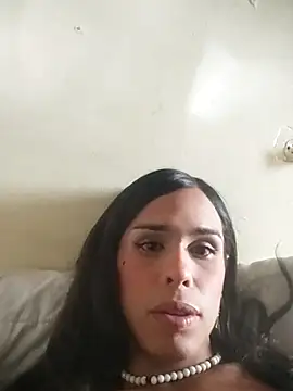 pretty_ariiel live