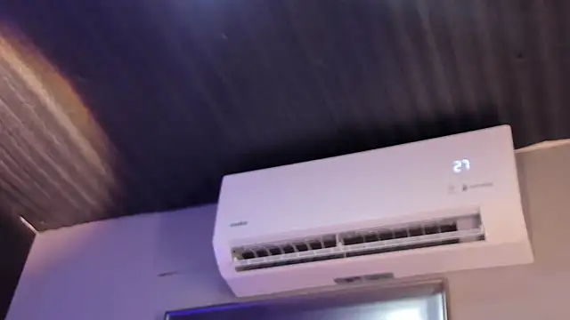 AmmyJones_ live