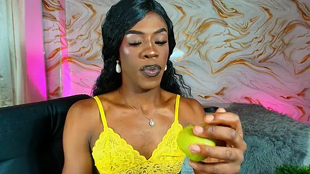 EbonyHansNight live