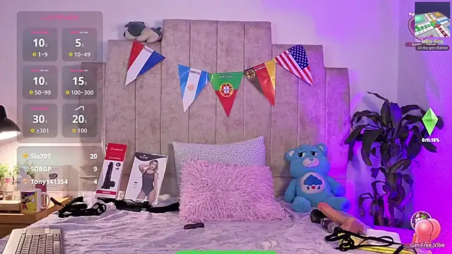 Emilly-hall live