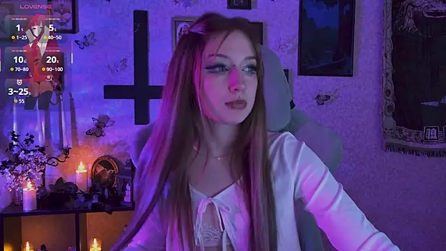 LiliLuna live