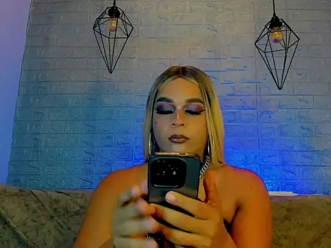 CristalGill_ live