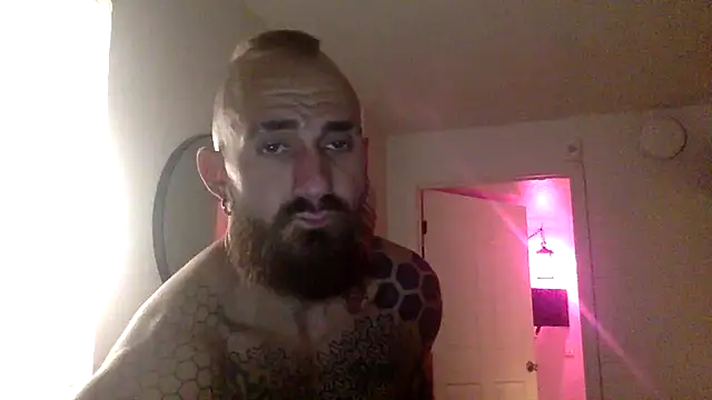 Bearlyfuckinglogan live