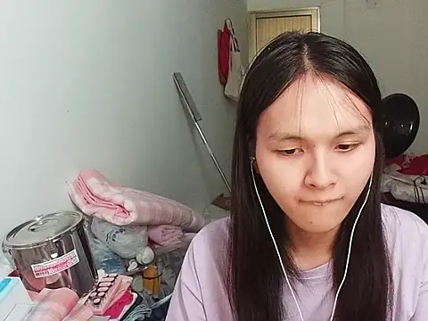 RebelAura live