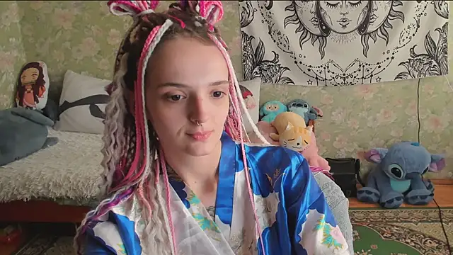 Cutie_Adelia live