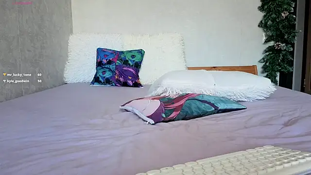 Little_Soph live