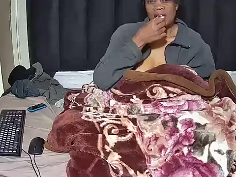 JoycyQueen live