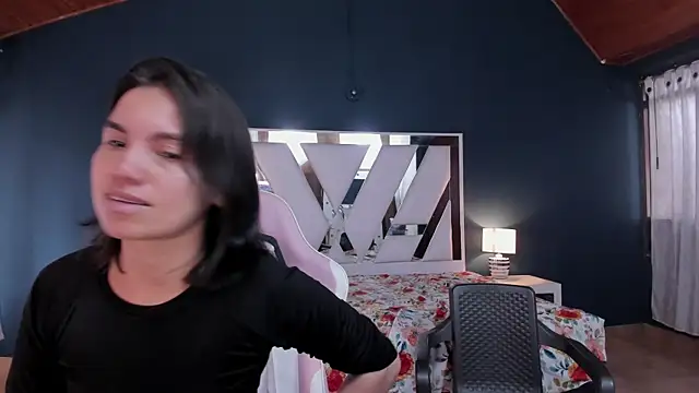 Soffy_and_Emily live