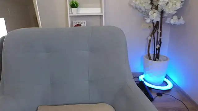 AmmyZhaklin live