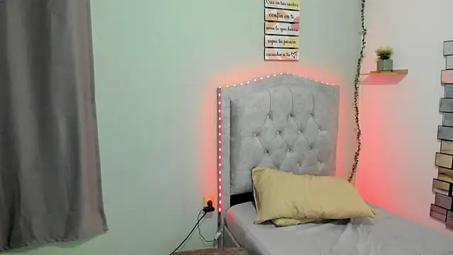 SHARONBLAKE2 live