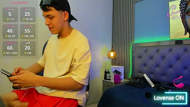 Ethanx18_ live