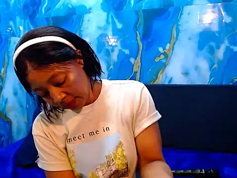 choclatelips_xxx live