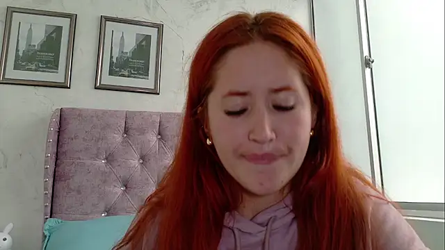 AmberLaurentt live