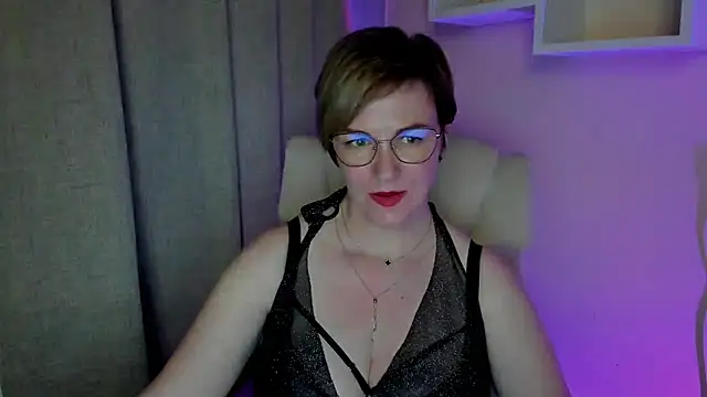 feliziaDesire live