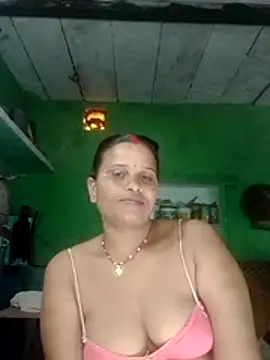 Shivani09900 live