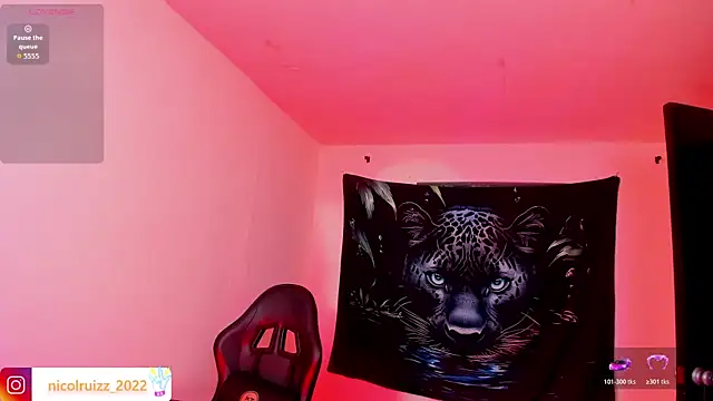 Nicolle_Ruizz live