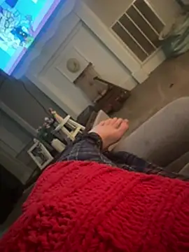 hotblondehandjob42 live