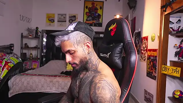 logan_hugh8 live
